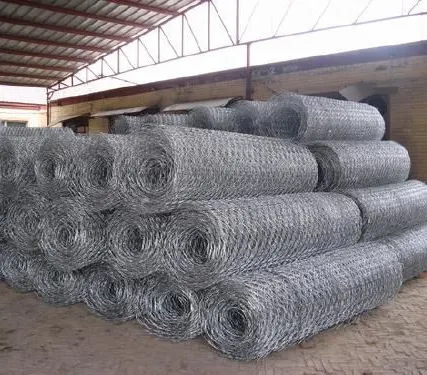 Фото №0 Сетка оцинкованная двойного кручения 2,2 мм.