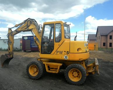 фото Экскаватор колесный Komatsu PW 75