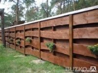 фото Изготовление забора из необрезной доски сосна длина 3 м.п высота 2м