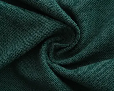 фото Пике пенье, изумрудный