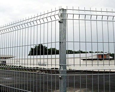 фото Секция ограждения 3D забора из сварной сетки горячеоцинкованная 1730х3000