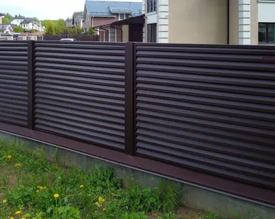 фото Ламель жалюзи Tokyo 0,5 Quarzit PRO Matt RAL 8017 шоколад