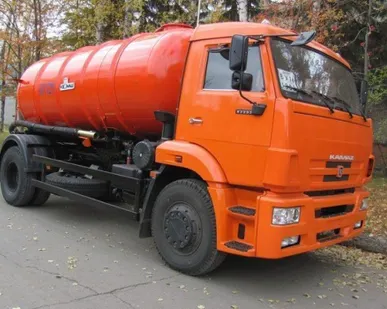 фото Машина ассенизационная КО-529-13 КОММАШ (мценск)