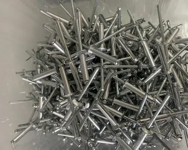 фото Заклепки вытяжные алюминиевые