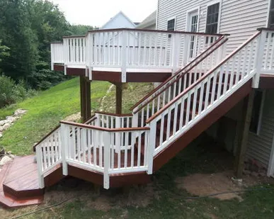 фото Забор из ДПК цвет белый