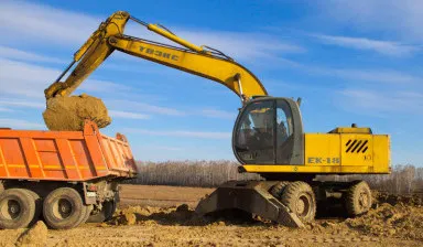 Фото №0 Аренда колесного экскаватора ЕК 18