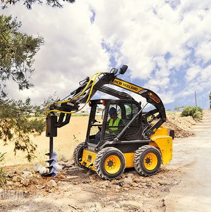 Фото №0 Мини погрузчик New Holland L218.