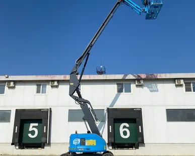 фото Аренда коленчатого подъёмника до 44 метров