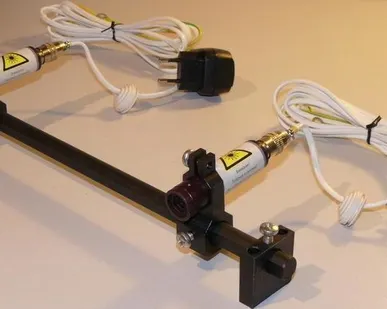 фото Лазерные указатели пропила (в комплекте со стойкой и источником питания)