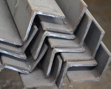 фото Уголок стальной 200х125х16 сталь 09Г2С ГОСТ 8510-93