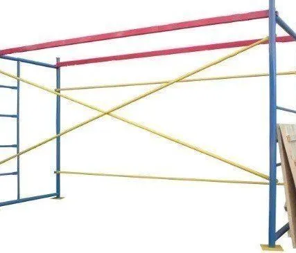 Фото №0 Полная секция для лесов рамных (с настилами и ригелями)