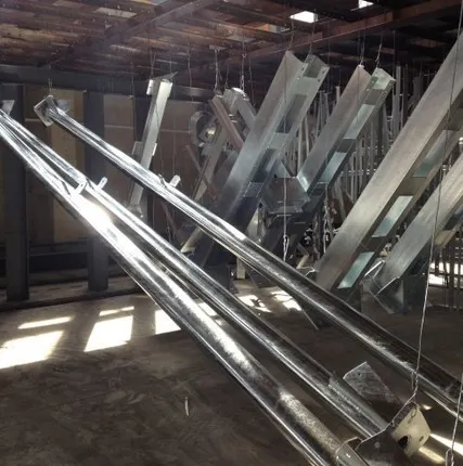 Фото №0 Горячее цинкование крепежа