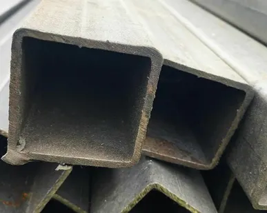 фото Труба 60х60х3 за 1-5 тонн