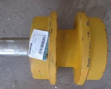 фото Каток поддерживающий для бульдозера SHANTUI SD16