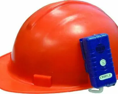 фото Сигнализатор напряжения индивидуальный универсальный СНИУ.Д 6-10 кВ