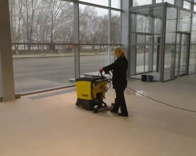 фото Машинное мытьё полов