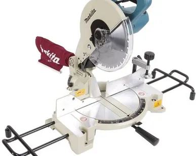 фото Аренда и прокат и прокат торцовочной пилы Makita LS1040F