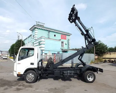 фото Мусоровоз Китай грузоподъемность 4.5 тонн