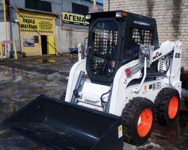 фото Мини-погрузчик Wecan 830 с бортовым поворотом