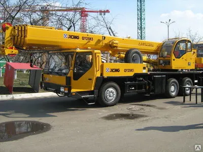 Фото №0 Аренда автокрана XCMG QY25K4 вылет стрелы 32-38 метров, грузоподъемностью