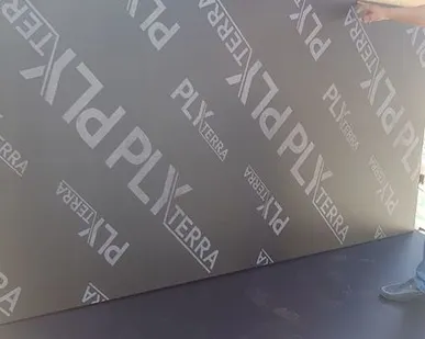 фото Фанера ламинированная PLYTERRA 18