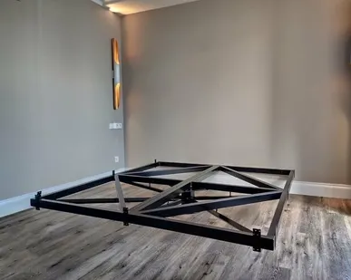 фото "Парящие" кровати каркасы