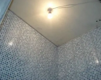 фото Облицовка стены керамической плиткой