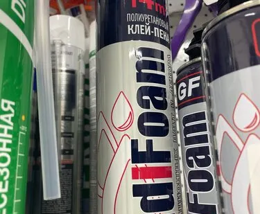 фото Монтажная клей-пена goldfoam