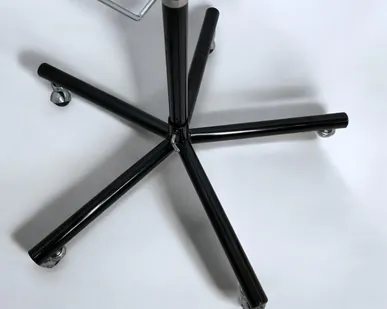 фото Вешало для головных уборов 20 держателей D=680мм H=1800мм, черное/хром