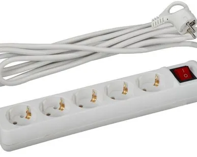 фото Удлинитель 5х 1.5м с заземл. с выкл. 10А ПВС 3х0.75 UX-5es-1.5m ЭРА Б0035756