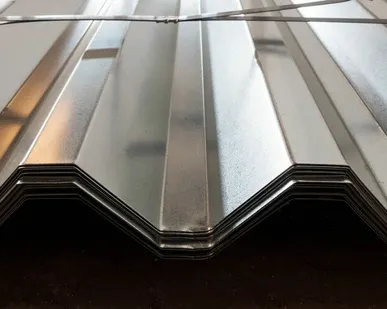 фото Лист перфорированный с квадратными отверстиями