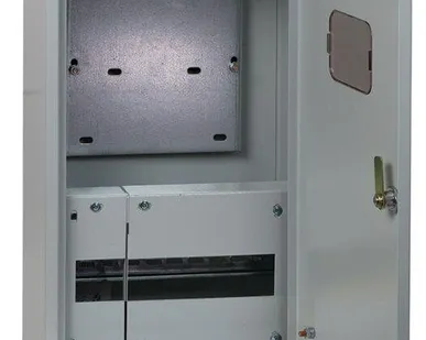 фото Щит ЩУРн 1/12 (400х300х140) IP31 Basic EKF mb23-1/12-bas