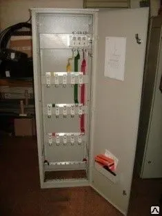 Фото №0 Шкаф распределительный силовой ШРС1-23 (8х63А)