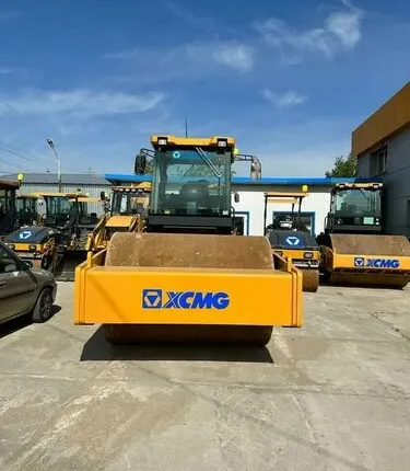 Фото №0 Аренда грунтового катка XCMG XS183 - 18 тонн