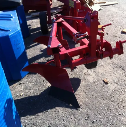 Фото №4 Плуг 3-х корпусный 3-20