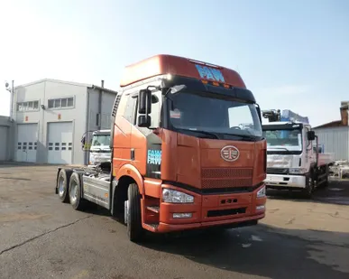 фото Тягачи, седельные тягачи FAW 6X4