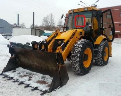 фото Стекло лобовое для JCB 3СХ-4СХ 1997-2005
