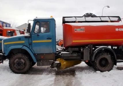 Фото №0 Машина дорожная поливомоечная SCHMIDT LKS 16