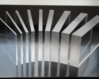 фото Оргстекло 3мм прозрачный NOVATTRO