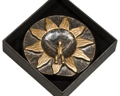 фото Настольная плакетка «В лучах солнца»