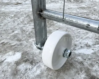 фото Крепеж для создания створки распашных ворот временного ограждения