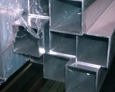 фото Труба алюминиевая профильная 80х40х2 мм L=3-6м АД31Т1