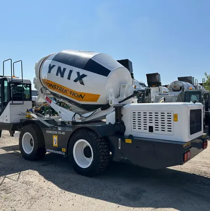 Фото №2 Бетоносмеситель с самозагрузкой YNIX QGMC7000 (до 28 м3/час)