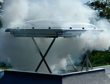 фото Зенитный фонарь VELUX для  дымоудаления 1,2х1,2м