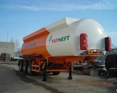 фото Сеспель 964841 полуприцеп-цистерна (4 отс., с насосом 1 СВН-80А)