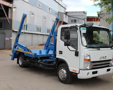 фото Бункеровоз на шасси JAC N90