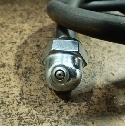 Фото №0 Форсунка омывателя фар Москвич 408 со шлангом. СССР .