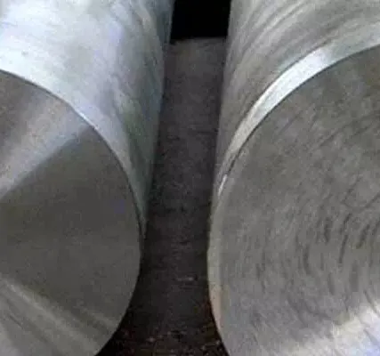 Фото №0 Круг стальной нержавеющий кованый диаметром 700 мм из стали 08Х18Н10Т длиной 4 м