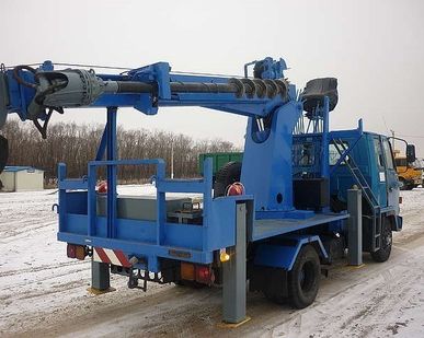 фото Аренда ямобура ISUZU FORWARD