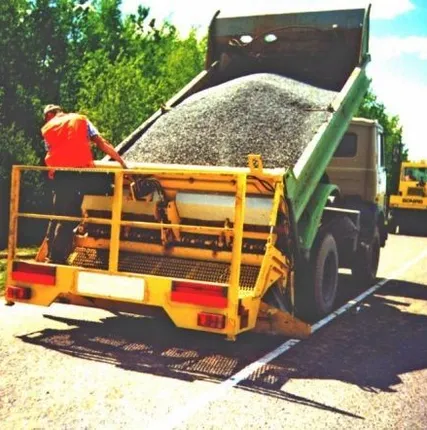 Фото №0 Щебнераспределитель навесной МКДС 3180